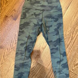Lululemon Align 7/8 Length Camo Print Leggings